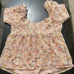 ✨3 for $20✨ Embroidered Dee Elly Shirt